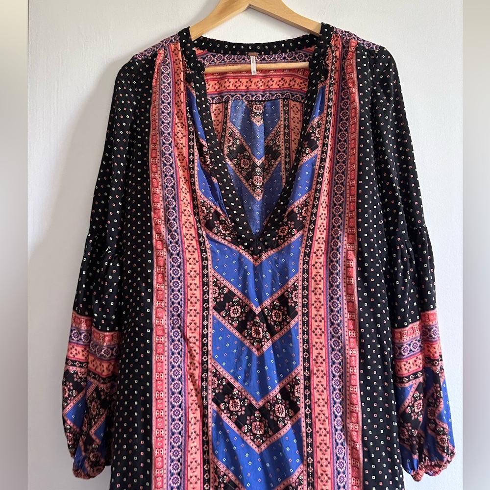 Free People Boho Aztec Print Multicolor Hi-Low V-Neck Tunic Size XS EUC - Picture 6 of 10